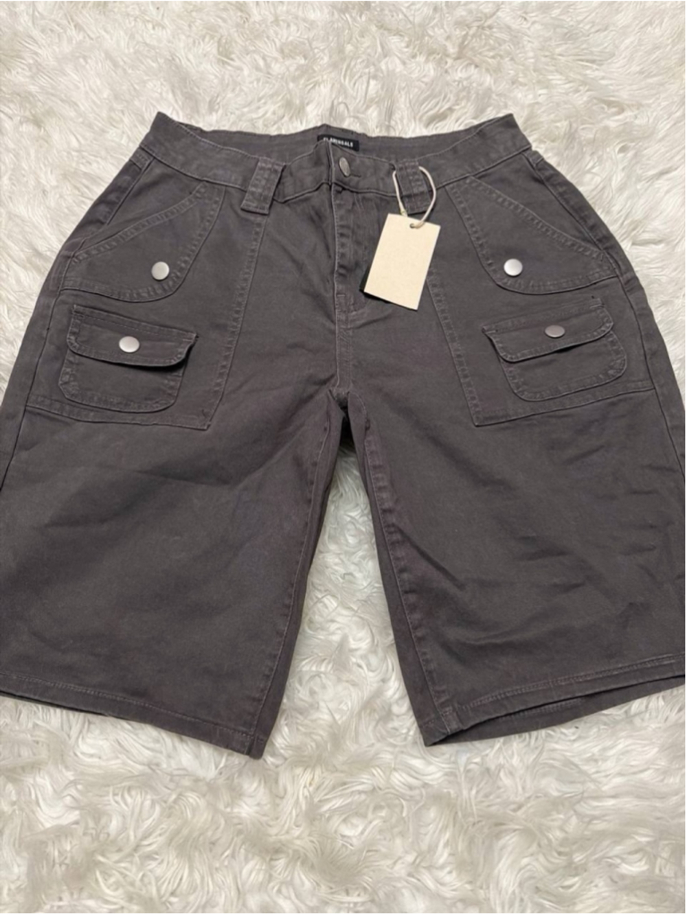 Flamingals Women's Mid Rise Straight Leg Bermuda Cargo Shorts L